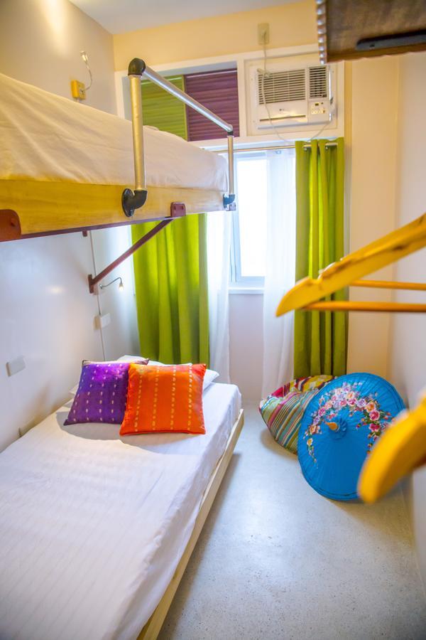 Flotsam And Jetsam Artist Beach Hostel San Juan  Extérieur photo