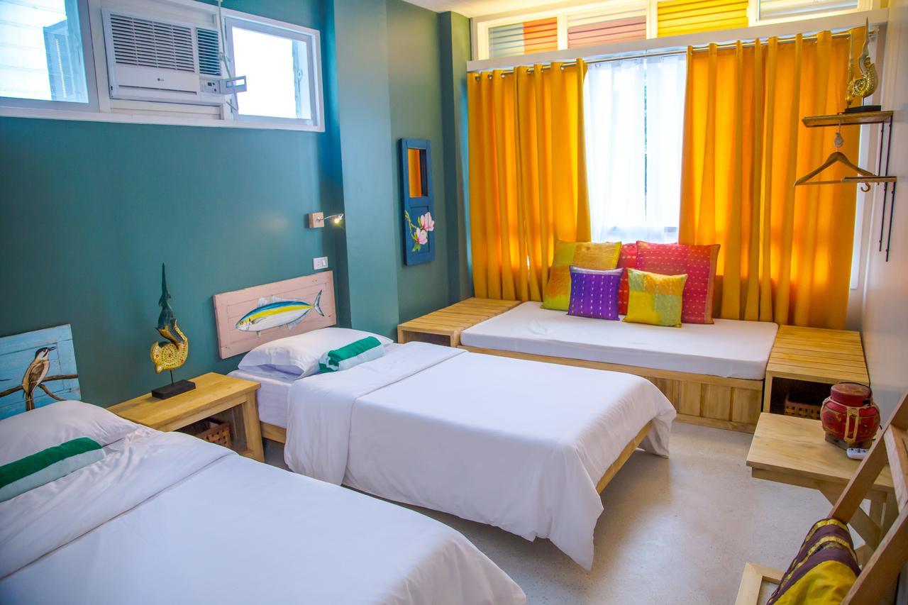 Flotsam And Jetsam Artist Beach Hostel San Juan  Extérieur photo